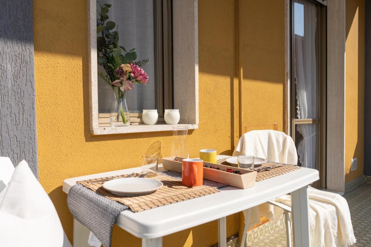 Pietra Ligure Downtown Convenience -Free Parking Apartamento Exterior foto